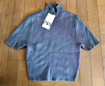 ZARA 하이넥 니트