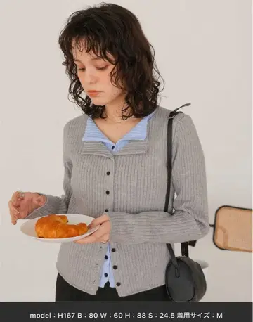 레이어드 스타일 리브 니트탑 titivate