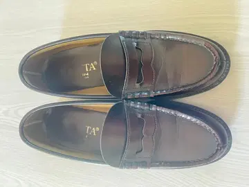 TA 브라운 가죽 로퍼