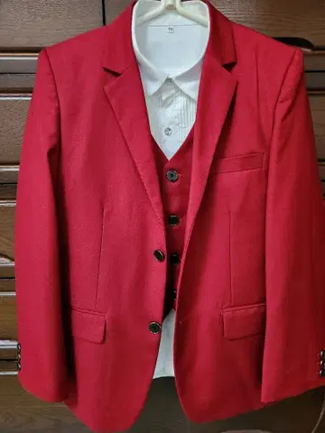 빨간색 수트 사이즈 170cm 4세트