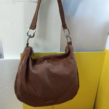 마리끌레르 브라운 숄더백 거의 미사용