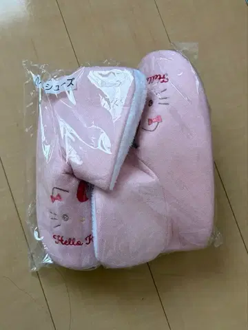 헬로키티 제일복권 플리스 슬리퍼 핑크