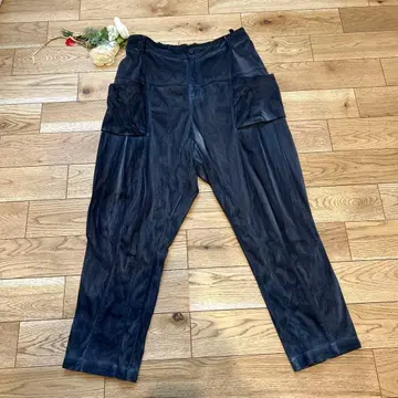 센소유니코 Cube-cube 팬츠 미사용