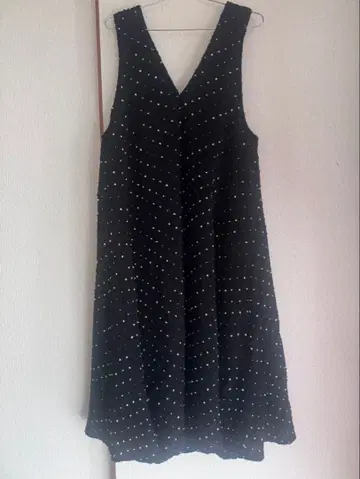 오버롤 스커트 도트 무늬