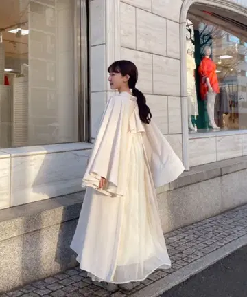 muguet 백 플리츠 트렌치코트