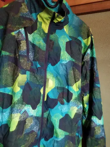 ASICS 따뜻한 자켓 L 사이즈 카모플라쥬