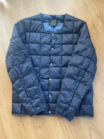 TAION 네이비 다운 자켓 L 사이즈