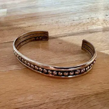 실버 비즈 장식 뱅글