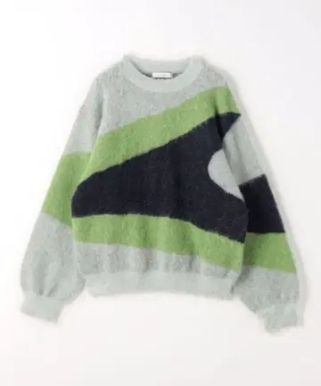 말시이 지에다 니트 요시다 우쿄 착용