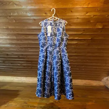 미사용 새상품 MERDERHEOW 원피스