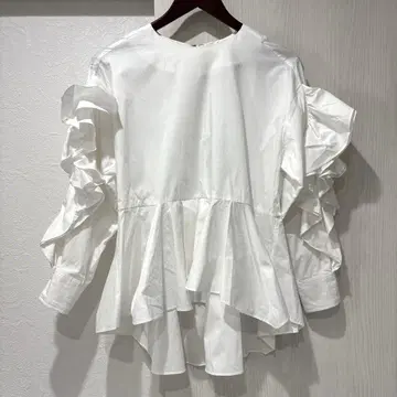 anana 프릴 블라우스 화이트 1111