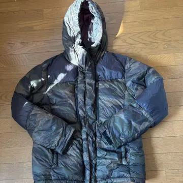 AZUL 카모 패턴 후드 부착 다운 자켓 L 사이즈