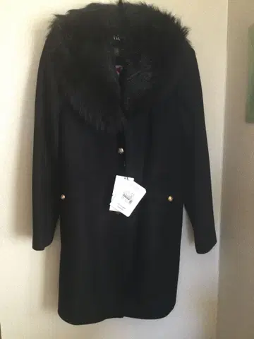 ZARA 블랙 퍼(털) 부착 체스터 코트 퍼 부분은 탈부착 가능