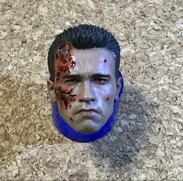 핫토이즈 DX13 T-800 터미네이터 2 데미지 헤드