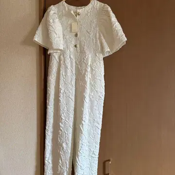 HOWDY. 화이트 롱 원피스 팬츠