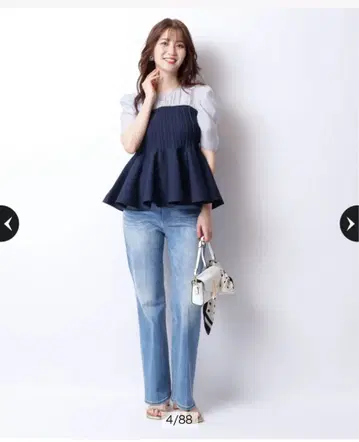 JUSGLITTY 센터 프레스 슬림 레그 데님