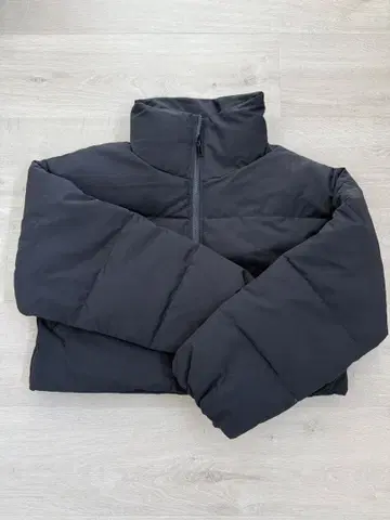 Lumier 뤼미에 크롭 다운 자켓 블랙