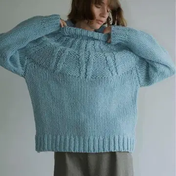 클라네 CHUNKY CABLE HAND KNIT TOPS