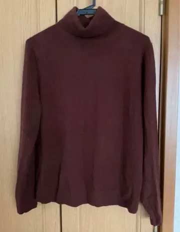 캐시미어 100% 유니클로 터틀넥 스웨터 긴팔 브라운 진홍