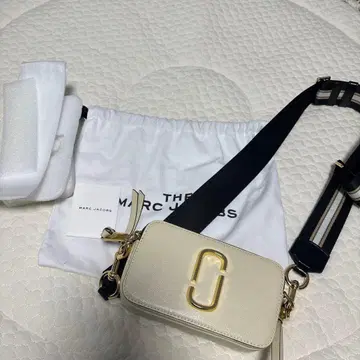 MARC JACOBS 아이보리 숄더백