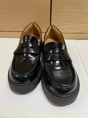 UNIQLO C 컴필터치 로퍼 BLACK 23cm