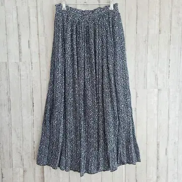 아즈노즈아즈 핑키 꽃무늬 롱 플리츠 스커트 허리밴딩 안감 있음 M