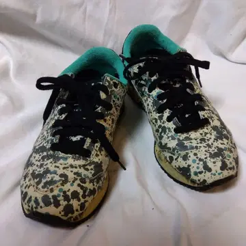 오니츠카타이거 스니커즈 25cm