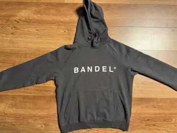 BANDEL 후드티 M 사이즈