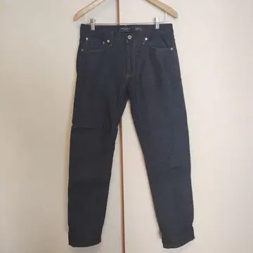 그린 라벨 릴랙싱 다크 블루 스트레이트 데님 4 포켓