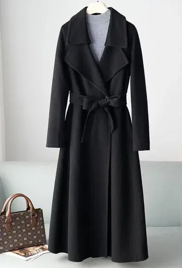 새상품 젠틀한 분위기의 캐시미어 혼방 울 롱 코트 블랙 여성용 롱 코트