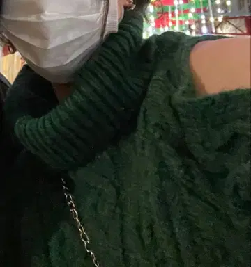 ZARA 그린 케이블 니트 터틀넥 스웨터