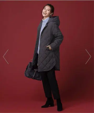 안피로 TAION 블랙 다운 코트 M