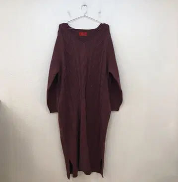 소말리아 이매지네이션 케이블 짜임 롱 니트 원피스 보르도 벨트 포함