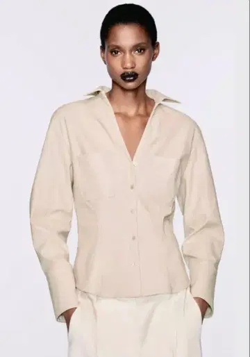 새상품 Zara FITTED FAUX LEATHER SHIRT XS