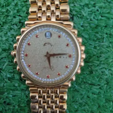 골드 스톤 장식 시계