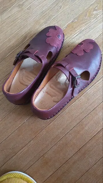 HPS 버건디 플라워 자수 로퍼 보르도 24