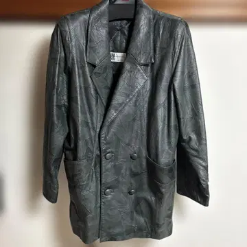 BRAMA 다크 그린 가죽 코트