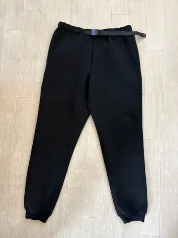 그라미치 테크 니트 내로우 리브 팬츠 블랙 M 사이즈