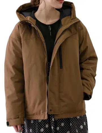 [ 새상품급 ] 어반 리서치 서니 라벨 후디 다운 자켓