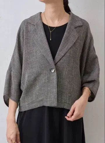 새상품급 비어즐리 하프 슬리브 트위드 자켓