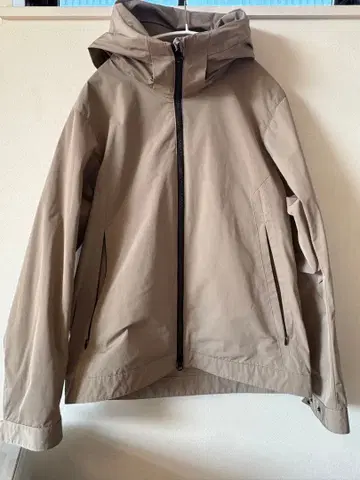 에디피스 베이지 후드 부착 마운틴 후드티