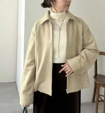 [ Discoat ] 페이크 스웨이드 자켓 라이트 베이지