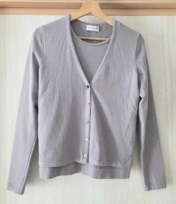 미사용 새상품 매킨토시 런던 앙상블 니트 가디건