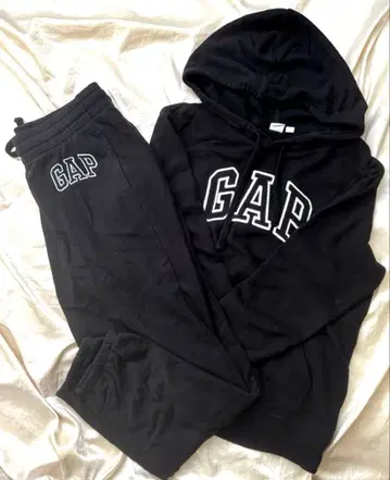 GAP 블랙 후드 부착 후드티