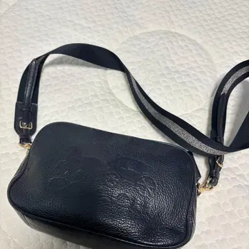 블랙 가죽 숄더백