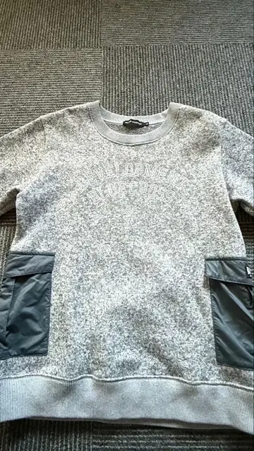 BLUE CROSS 트레이닝복