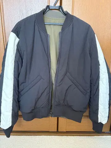 리버서블 MA-1 자켓