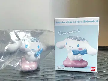 시나몬 롤 피규어
