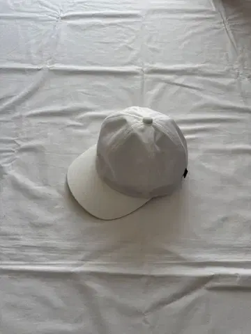 캬바레포바르 TWILL 6-PANEL WHITE