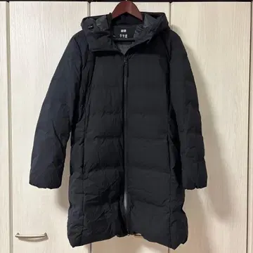 유니클로 심리스 다운 코트 블랙 XL 1113